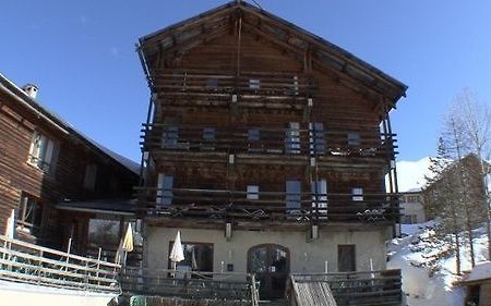 Le Grand Tetras Hotell Saint-Vérand Eksteriør bilde