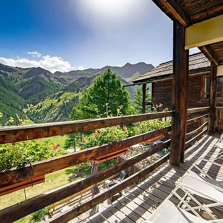 Le Grand Tetras Hotell Saint-Vérand Eksteriør bilde