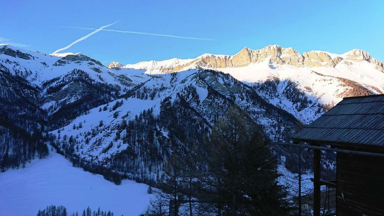 Le Grand Tetras Hotell Saint-Vérand Eksteriør bilde